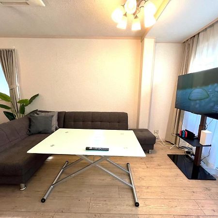 Nao'S Guesthouse 2 一軒家貸切 Osaka Esterno foto